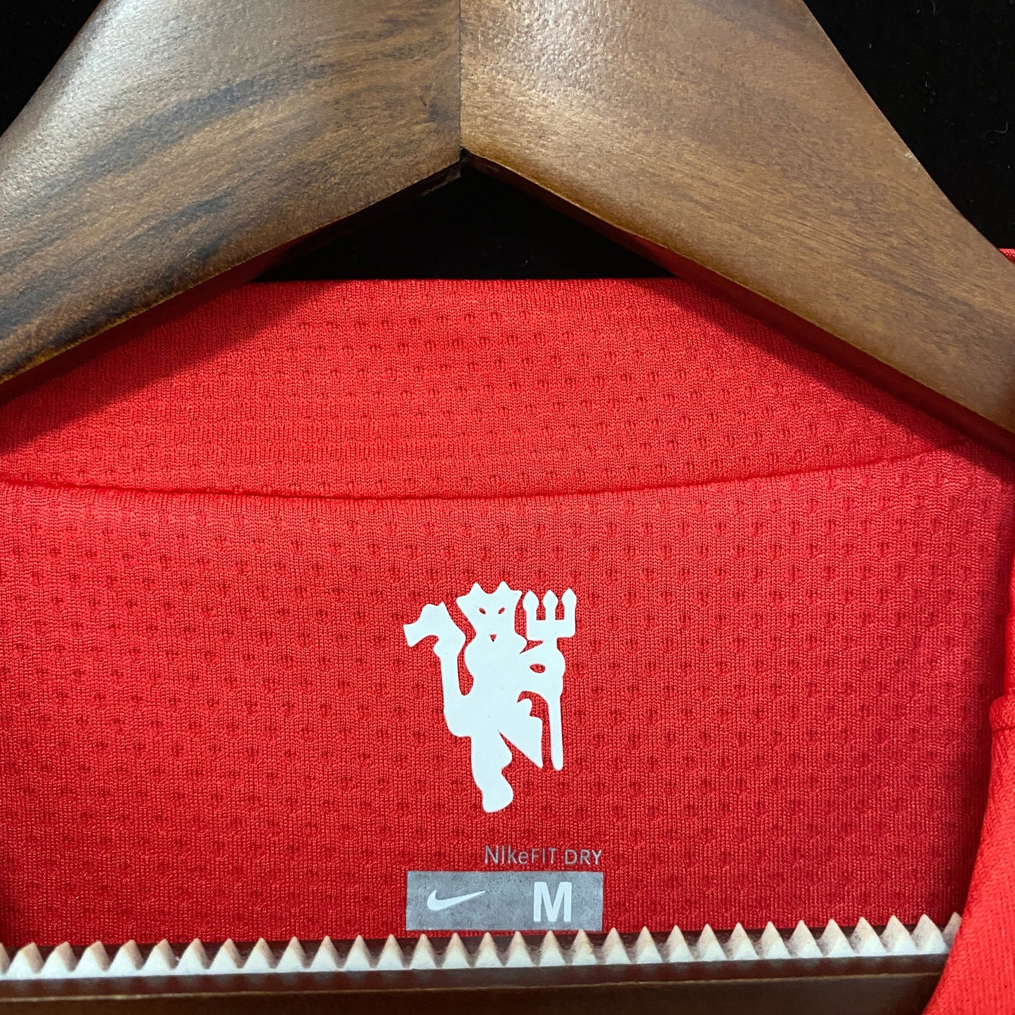 Manchester United Local 07-08 Retro Jersey With Shorts