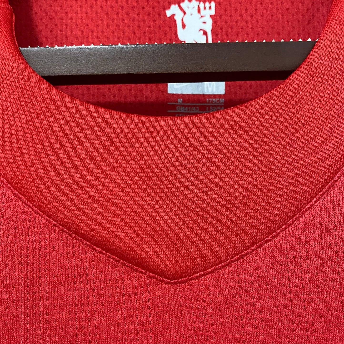 Manchester United Local 07-08 Retro Jersey With Shorts