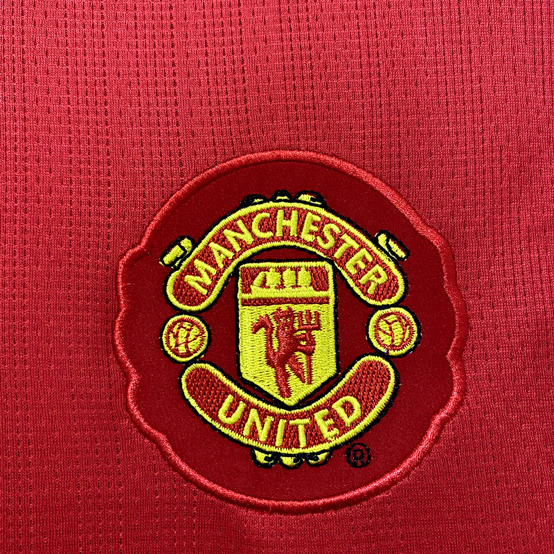 Manchester United Local 07-08 Retro Jersey With Shorts