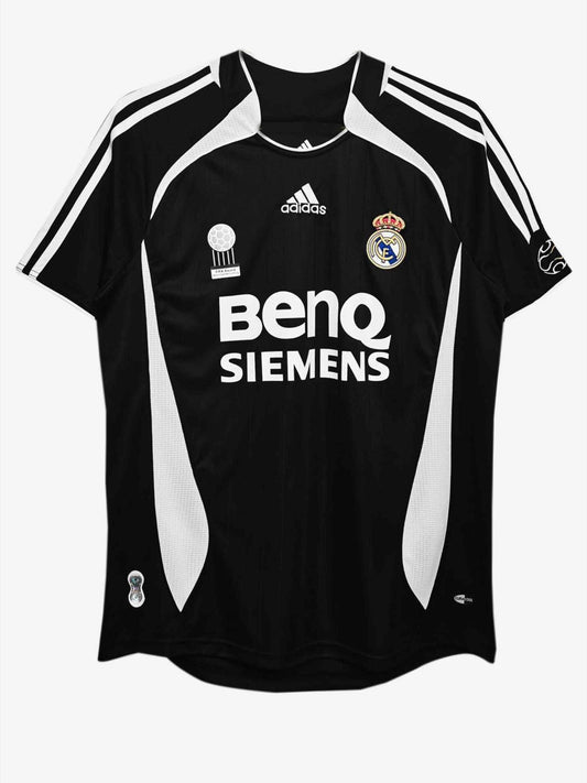 Real Madrid Away 2006/07 – Retro