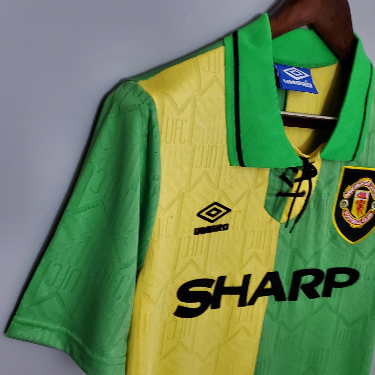 Retro Manchester United 1994 Third Kit [Player Version]