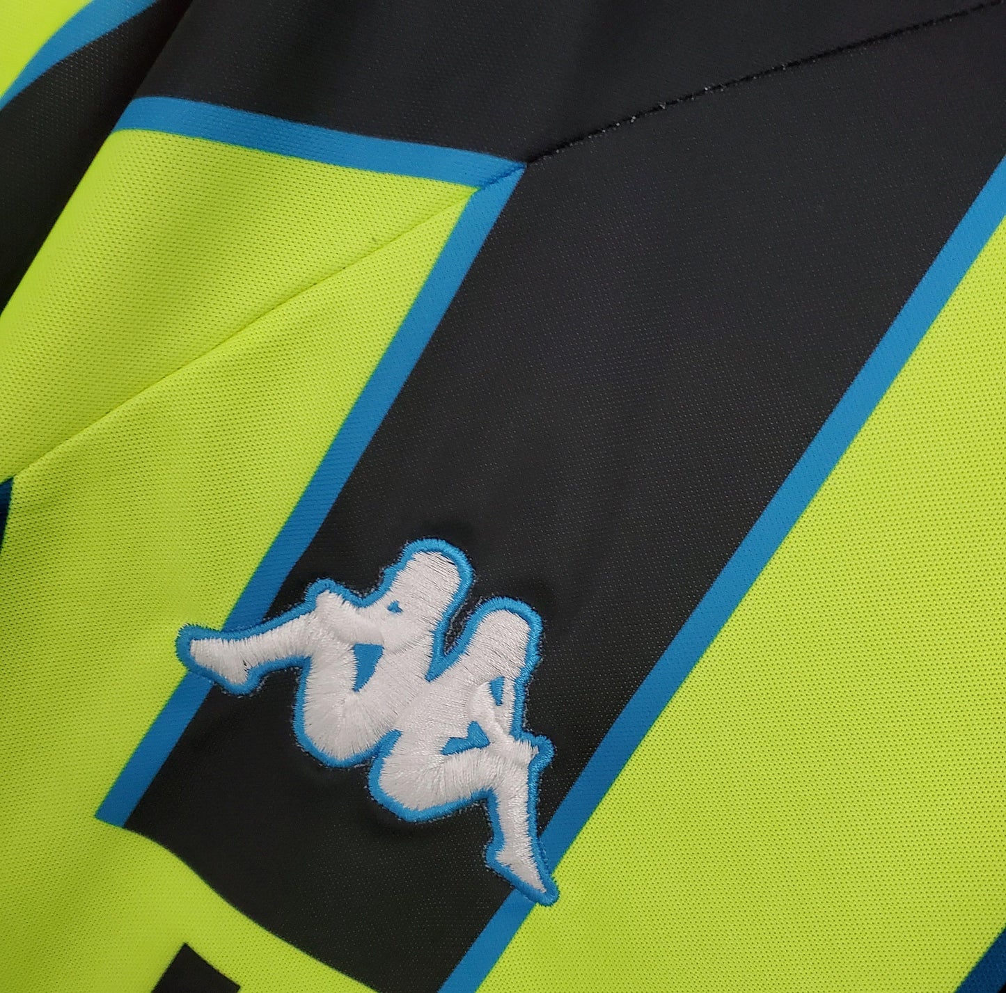 Retro Manchester City 98/99 Away Kit [Player Version]