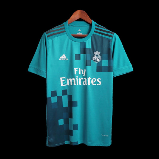 Real Madrid Alternativa 17-18 Retro Jersey [Player Version]