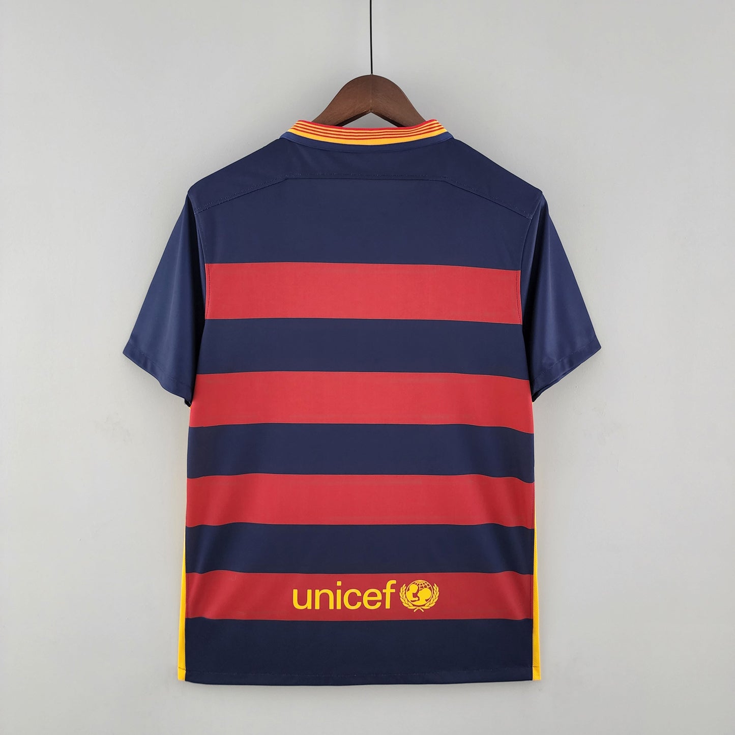 Retro 15/16 Barcelona Home Kit [Player Version]