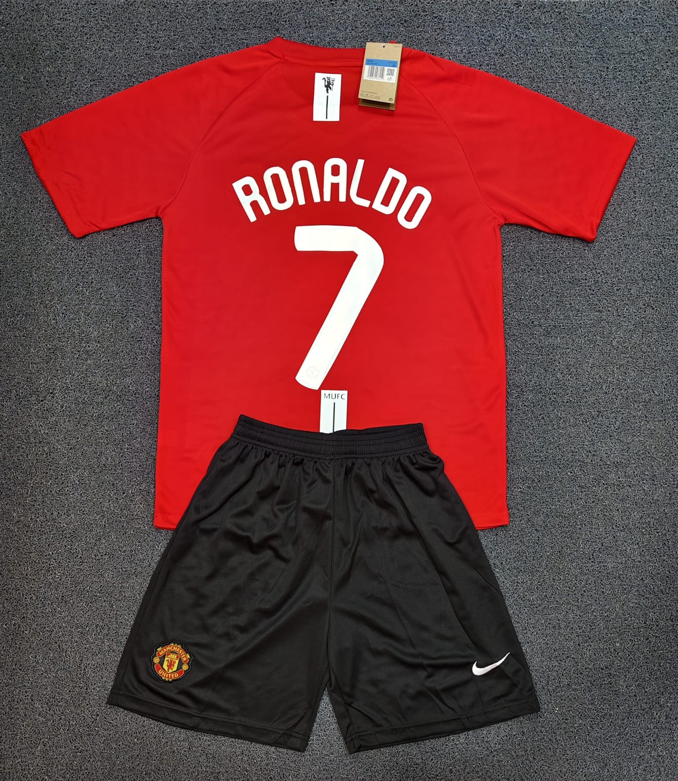 [RONALDO] Manchester United Home Jersey 2008 With Shorts